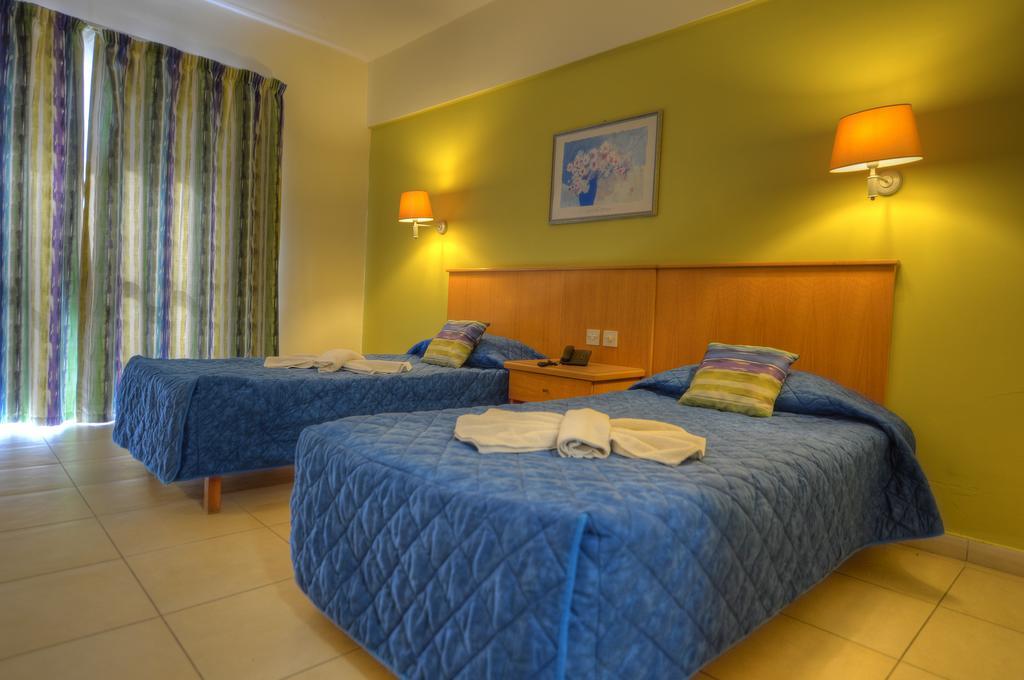 Hotel Pebbles (adults Only)
